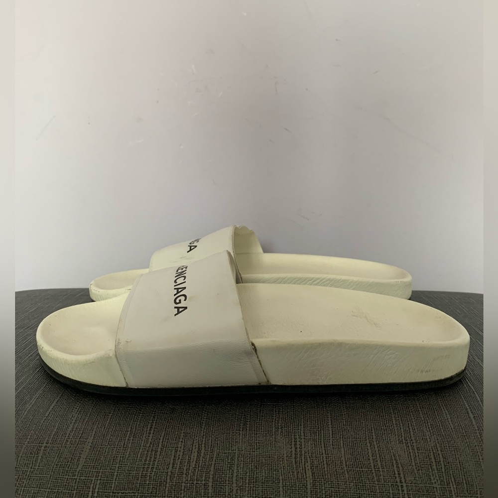 Balenciaga Logo Slides